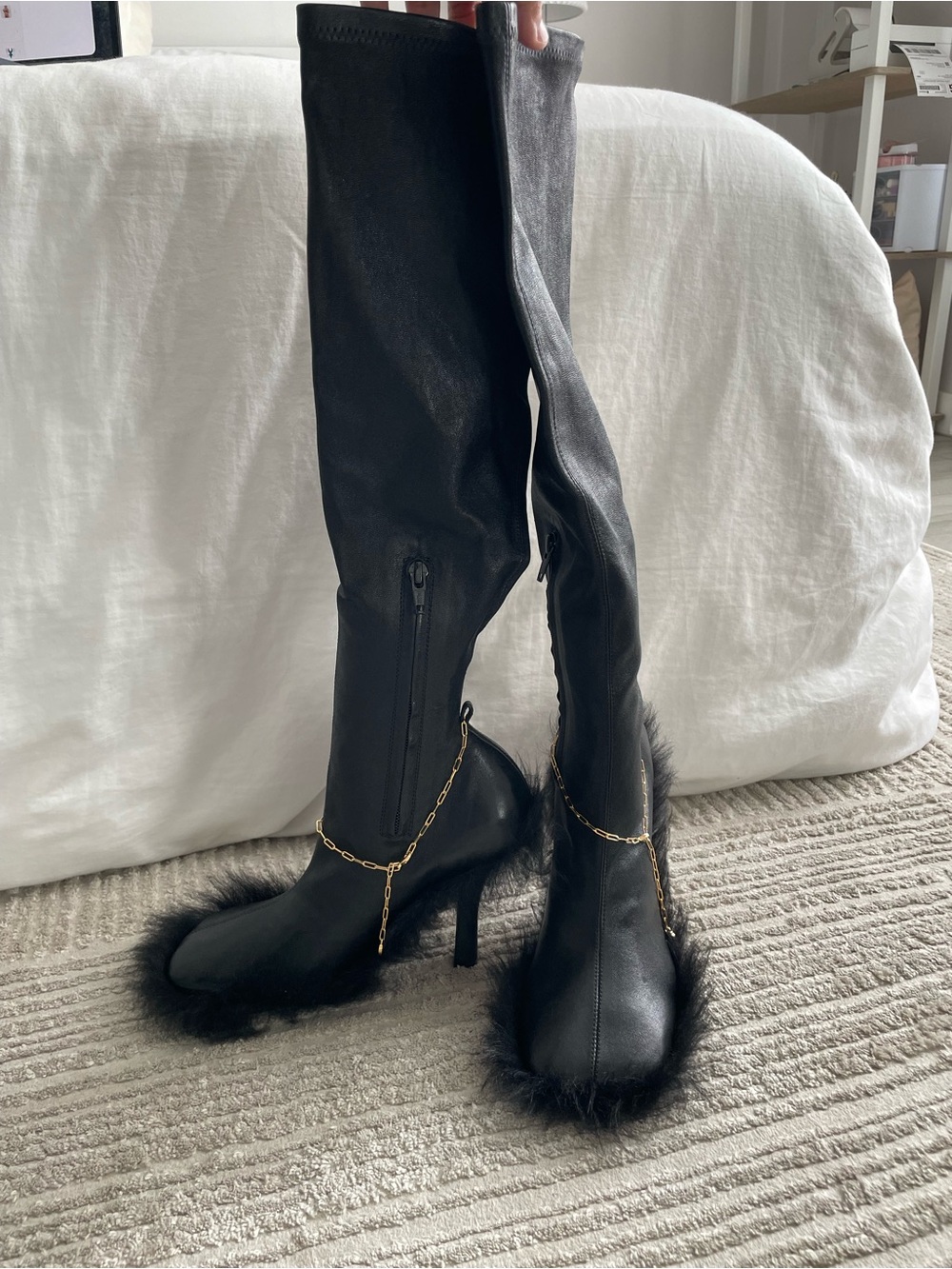 BURBERRY 105mm Slinky Legging Boots - Picture 4 of 16